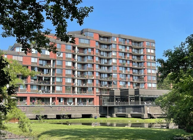 Building Photo - 50 E Hartsdale Ave Unit 2H