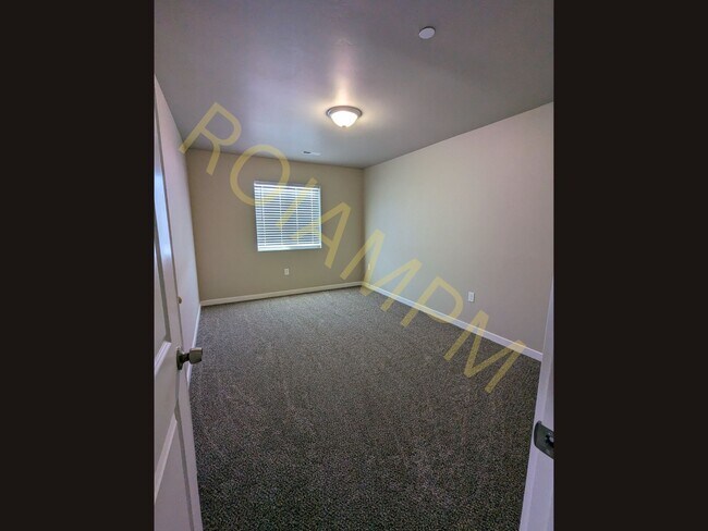 1215 South Eisenhower Street