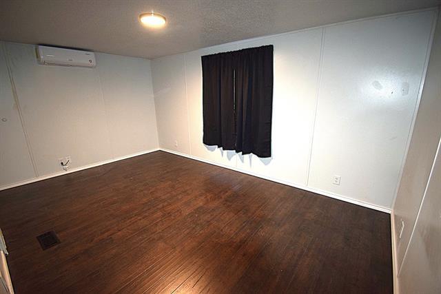 Photo - 6000 Spring Creek Rd