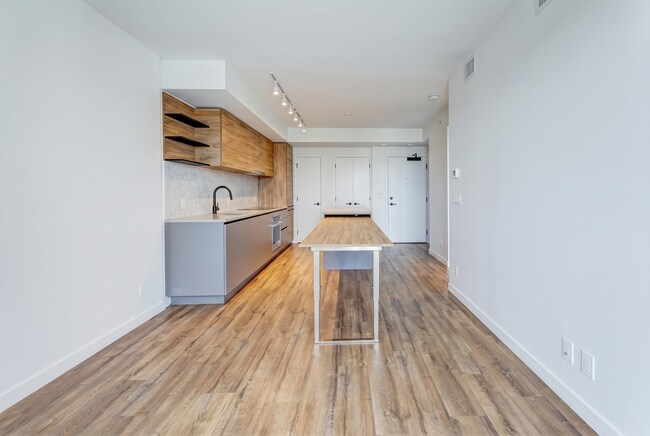 Photo - 10448 University Dr