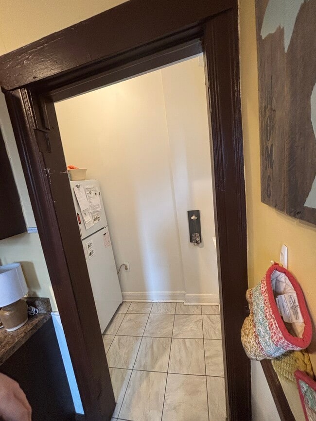 Photo - 4431 Commonwealth St