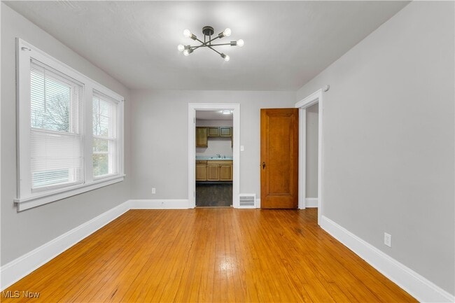 Photo - 10007 Parkview Ave Unit 2/UP