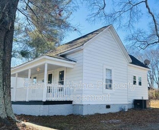 Photo - 708 Legrand St