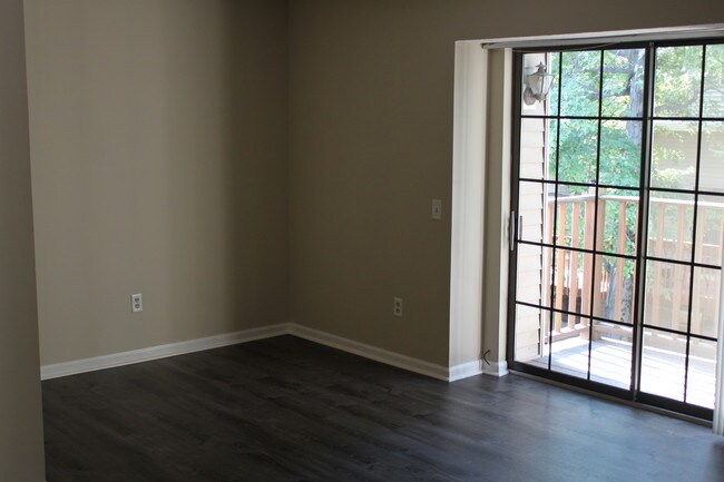 Living Room - 48 N Mountain Rd Unit 303