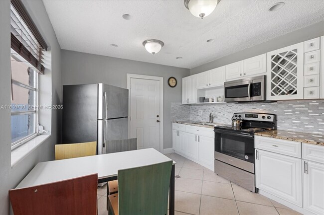 Photo - 5726 SW 20th St