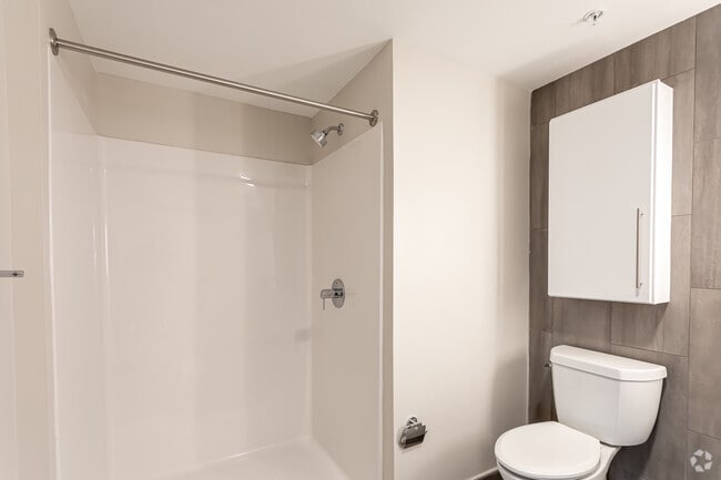 2BR, 2BA Bathroom