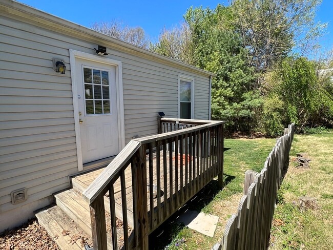 Photo - 4 bedroom in Cave Spring