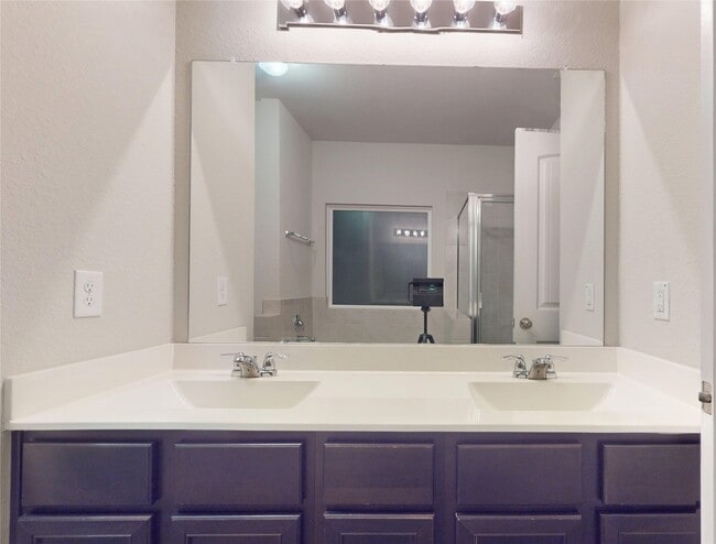 Photo - 3535 Cannon Dr