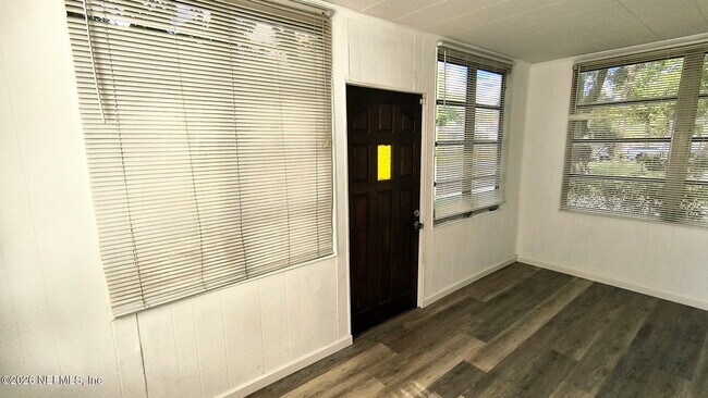 Photo - 3602 Ernest St