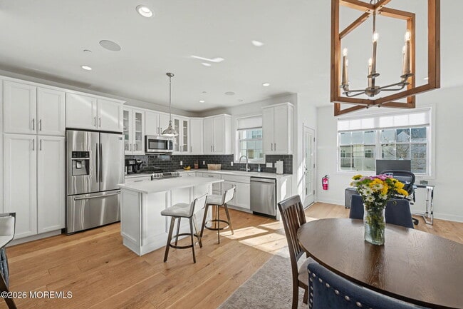 Photo - 25 Catherine St