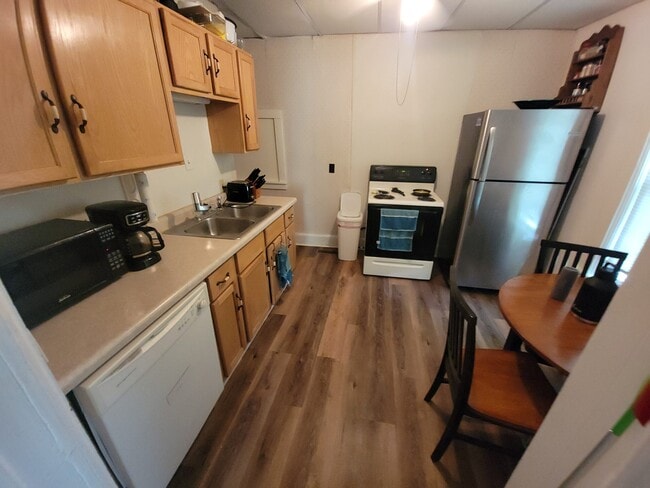 Photo - 134 Niagara St Unit 134