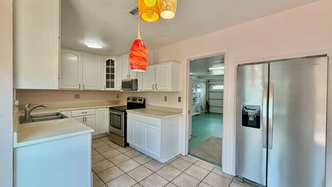 Photo - 12205 Brentwood Hills Blvd NE