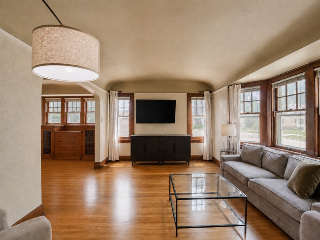 Photo - 2572 N 66th St Unidad Lower