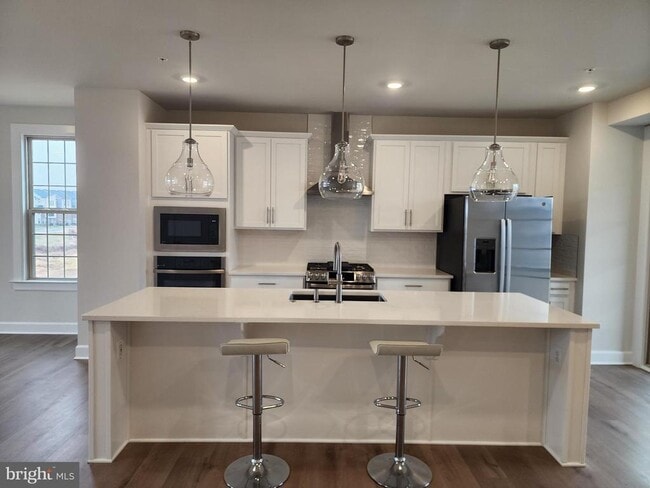 Photo - 2111 Collington Pl