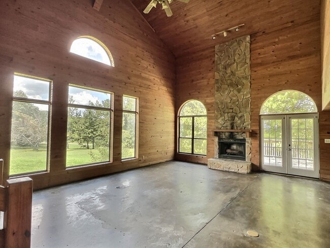 PINE LEVEL SCHOOL ZONE - 3 Bed 3 Bath Over... - PINE LEVEL SCHOOL ZONE - 3 Bed 3 Bath Over... House