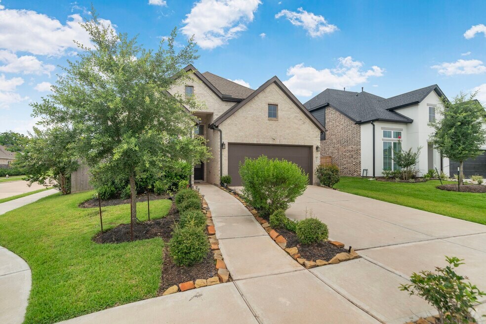 10718 Blossom River Dr