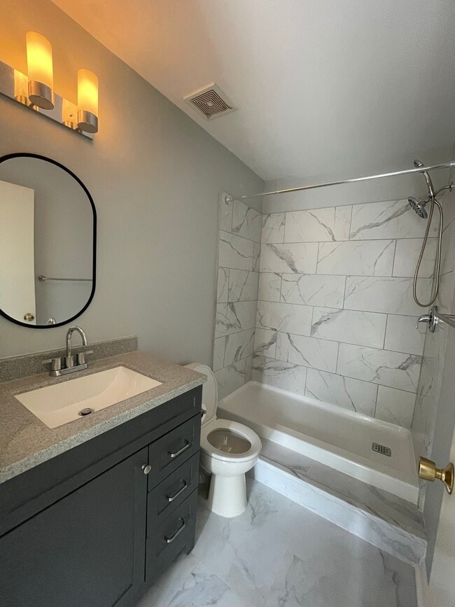 Main Bathroom in attached bedroom - 23325 Cornerstone Village Dr