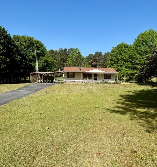 Building Photo - 491 Johnny Cut Rd