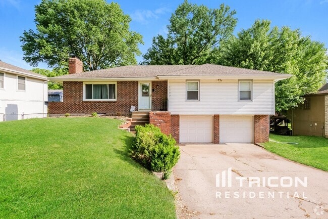 Building Photo - 9702 W 93rd St Rental
