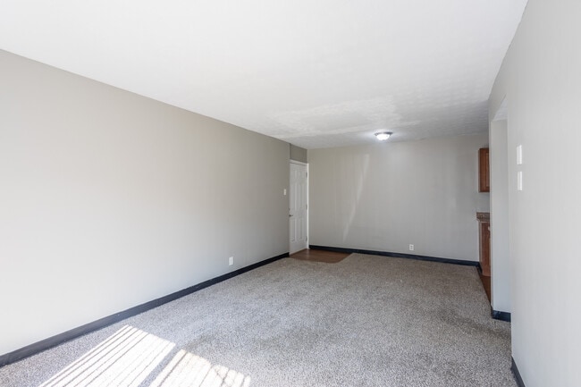 Photo - Tates Creek Crossings