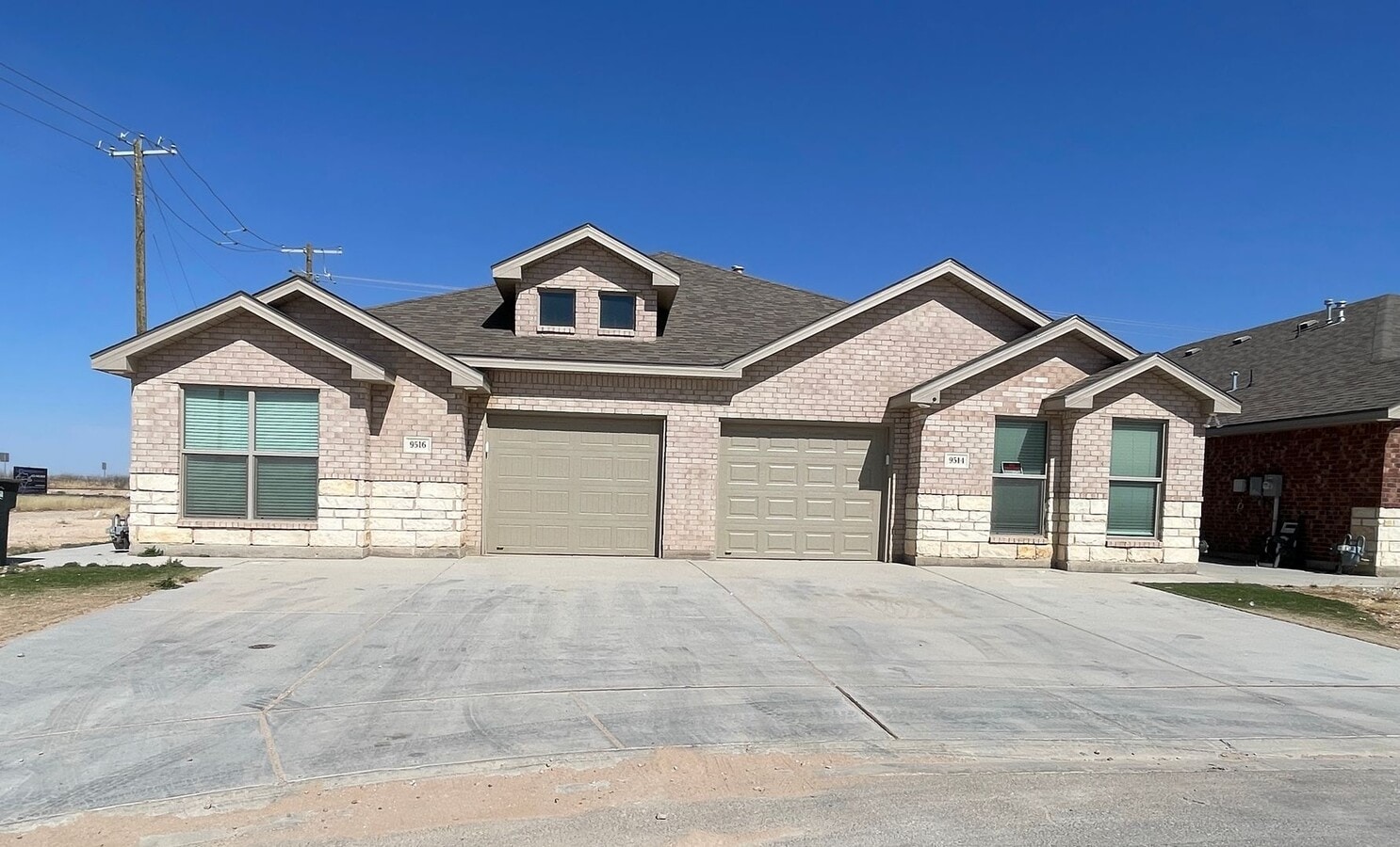 Available JUNE 17TH: Desirable Ratliff Ridge Townhomes - Available JUNE 17TH: Desirable Ratliff Ridge Townhomes