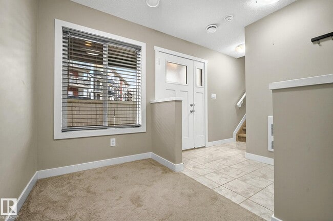 Photo - 1530 Tamarack Blvd NW