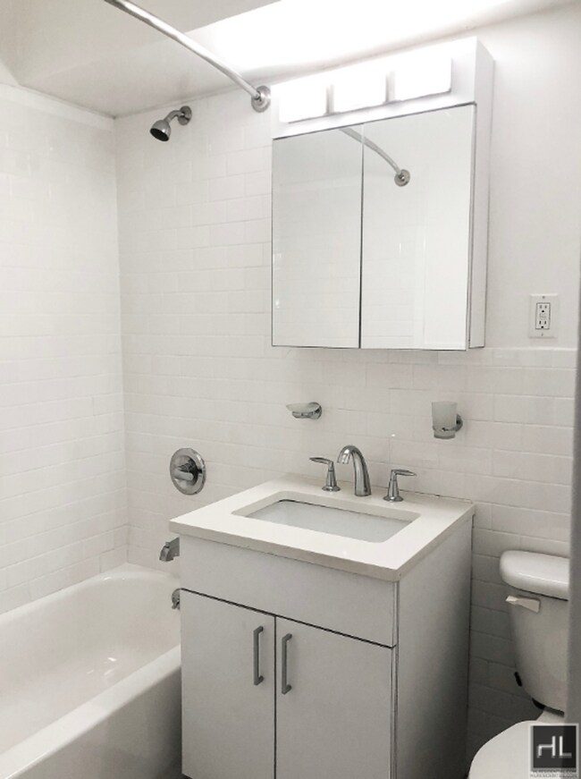 Photo - EAST 56 STREET Unidad 6H