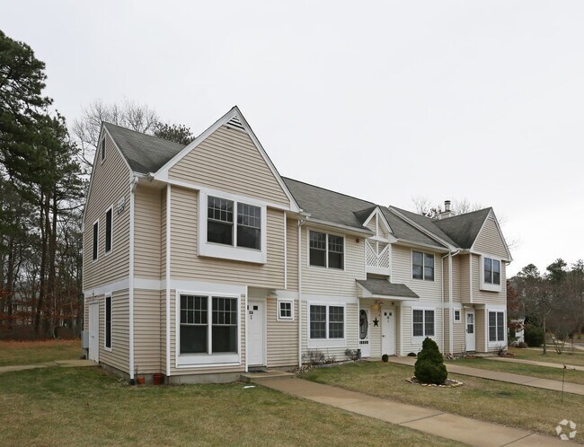 Photo - Accabonac Apartments