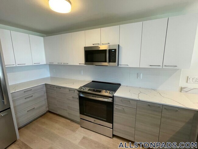 Photo - 1079 Commonwealth Ave Unit 518