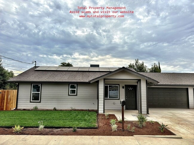 Building Photo - 515 W Ventura St Unit 515