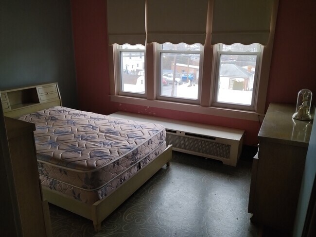 Photo - 1134 W Wyoming St