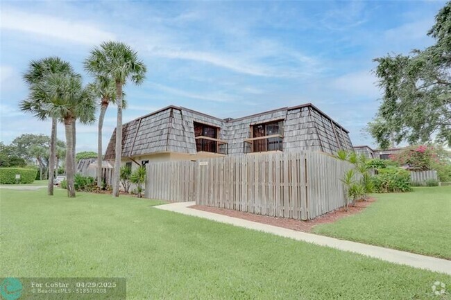 Building Photo - 4091 Palm Bay Cir Rental