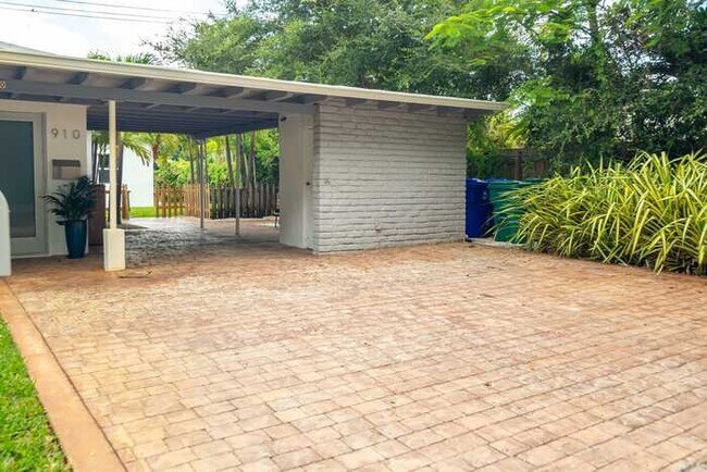 Photo - Cozy Central Luxe Cottage-Villa Exquisitel...