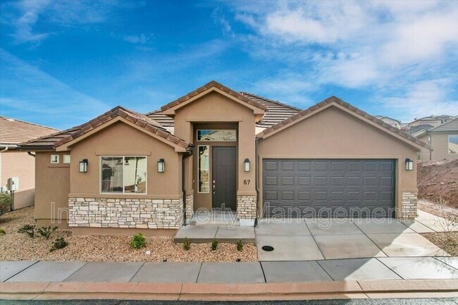 Photo - 2261 S Tonaquint Dr House