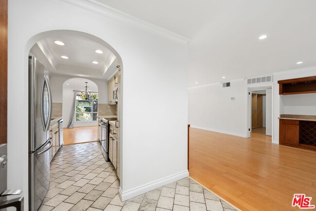 Photo - 11965 Gorham Ave Unit 504