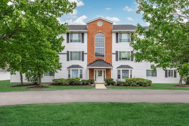 Cambridge Court Apartments