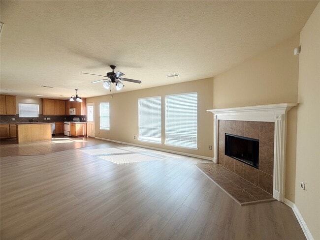 Photo - 246 Golden Grain Dr