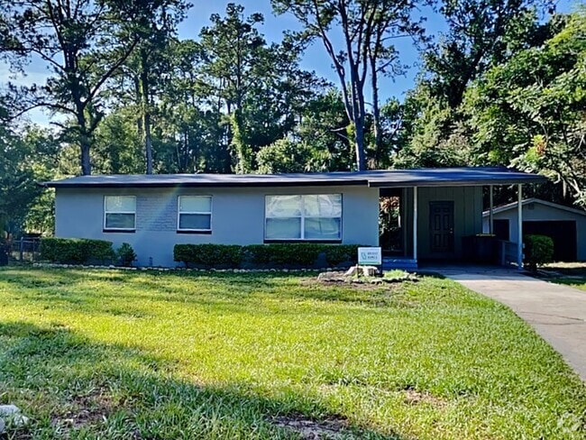 Building Photo - 7704 Delaroche Dr Rental