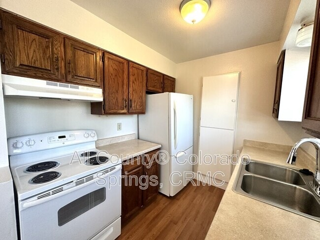 Photo - 1153 Keith Dr