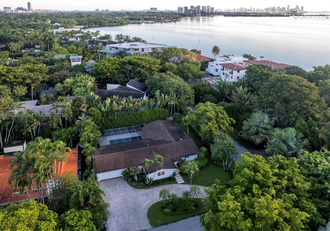 Building Photo - 145 S Prospect Dr