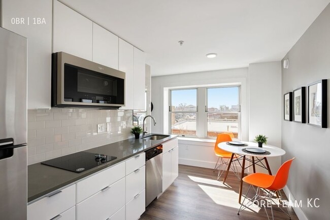 Building Photo - 3837 Main St Unit 301 Rental