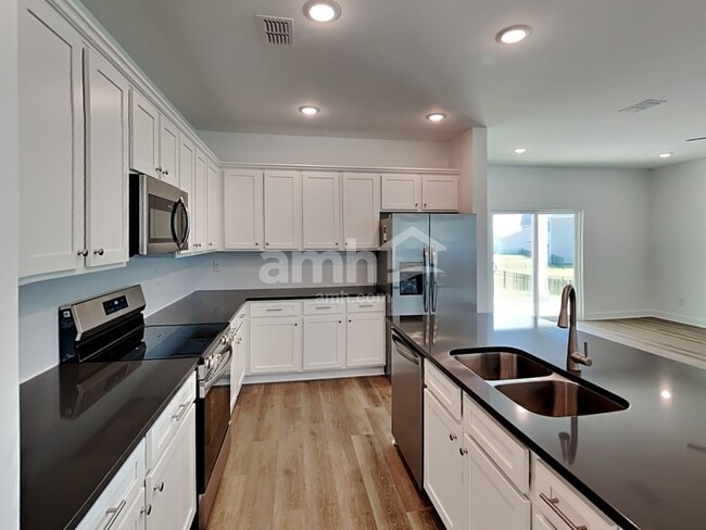 Photo - 35 Pecan Dr