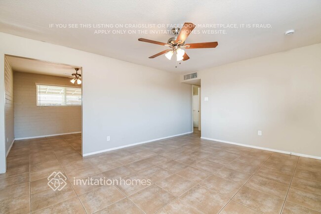 Photo - 1742 W 6th Dr