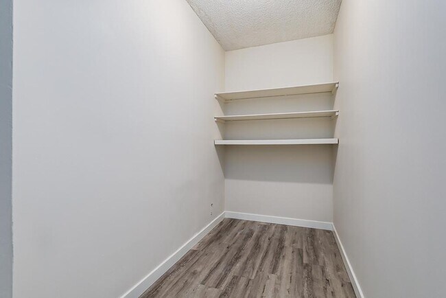 Photo - Summers Manor