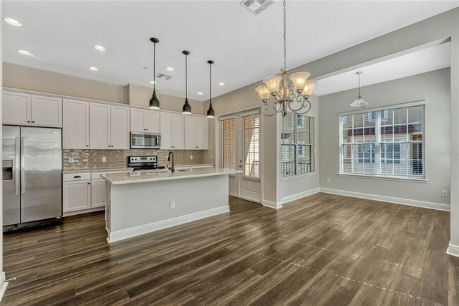 Photo - 2440 Lobelia Dr