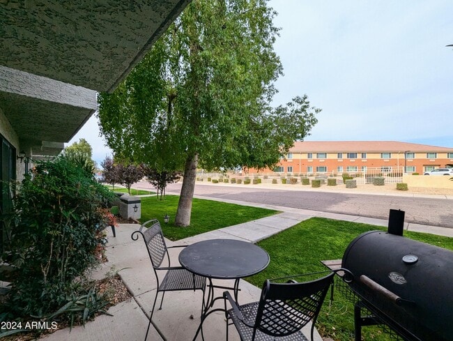 Photo - 18239 N 40th St