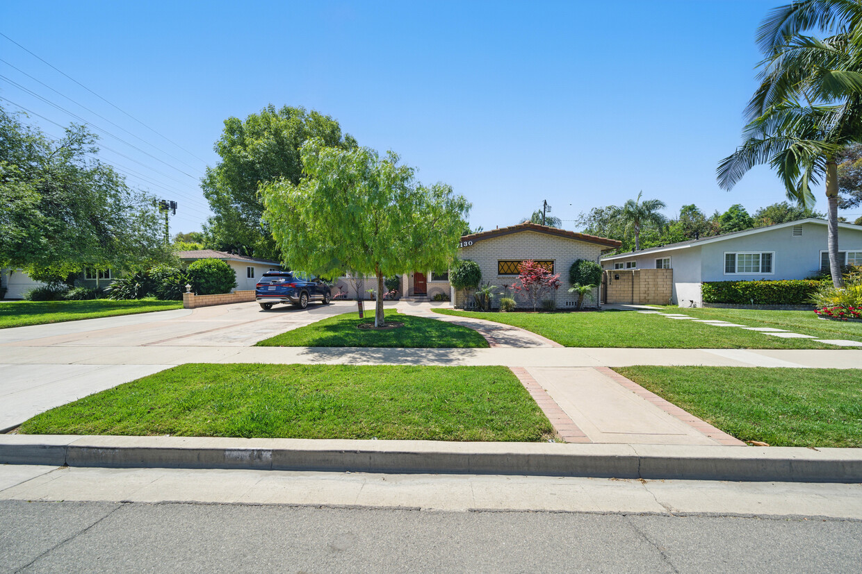 Photo - 7130 E Atherton Dr (Long Beach, CA)