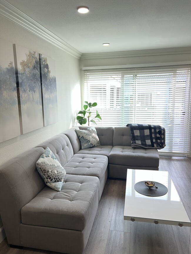 Photo - 355 N Maple St Unit 227