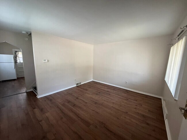 Photo - 232 Boden Ave