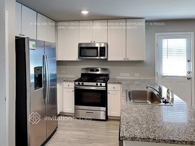 Photo - 7218 Avila Vis